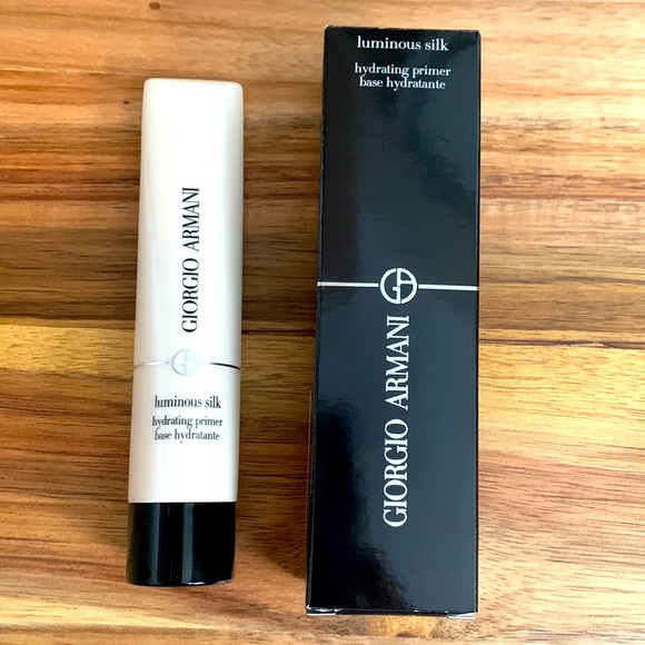Giorgio Armani Other - Giorgio Armani Luminous Silk Makeup Face Primer